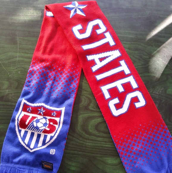 United States Soccer Team Official Scarf - Picture 1 of 5